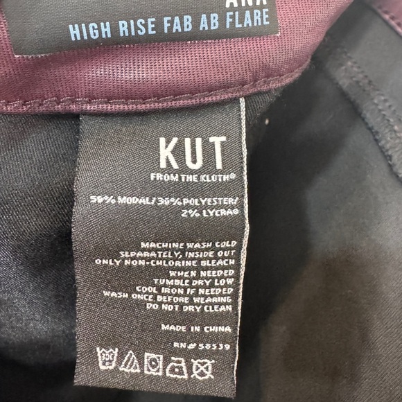 Kut from cloth. High rise fab ab flare. Size 16 - Picture 12 of 17